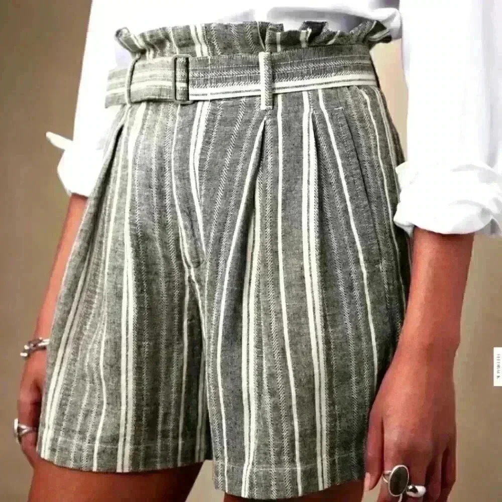 Banana Republic Linen-Blend Paperbag Short